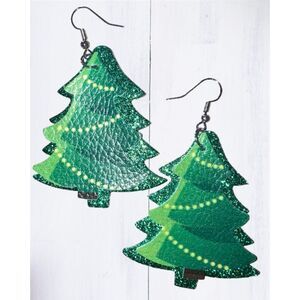 ☀️3/$9☀️ Green Layered Christmas Tree Earring